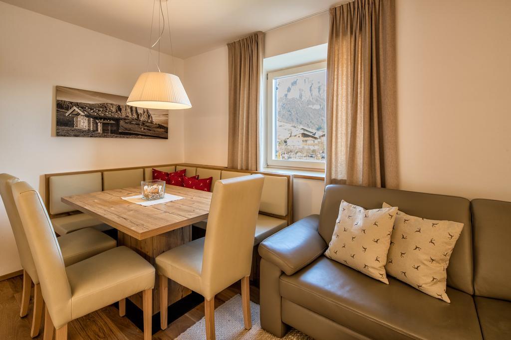 Hubertus Dolomites Aparthotel Fiè Kültér fotó